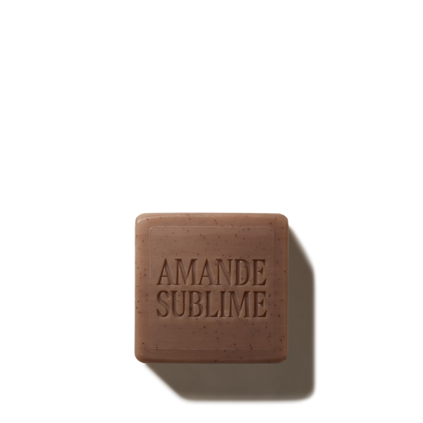 صابون اللوز  أماند  المقشر