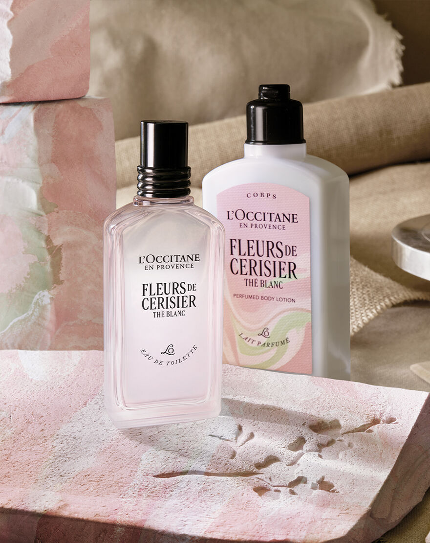 fleurs de cerisier th  blanc  cherry blossom  perfumed body lotion