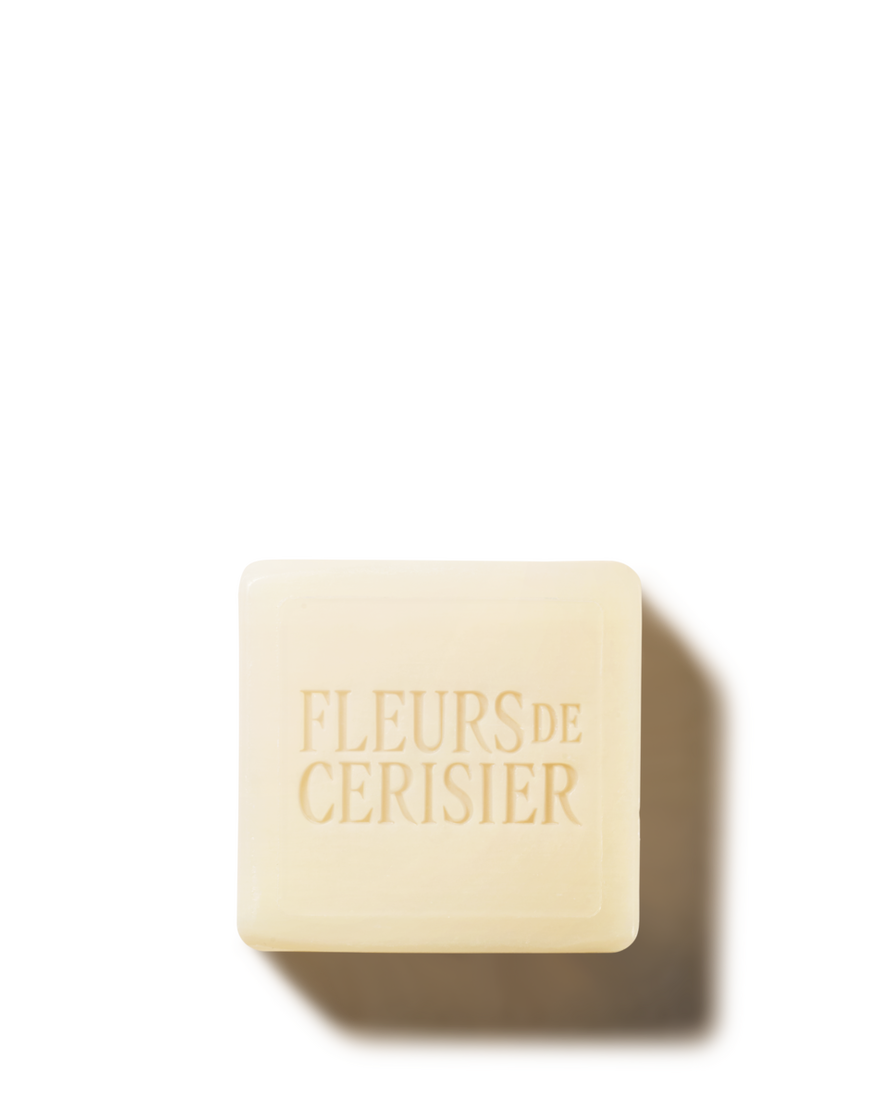 fleurs de cerisier  cherry blossom  perfumed hand soap