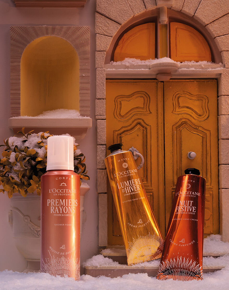 almond nuit festive perfumed hand cream
