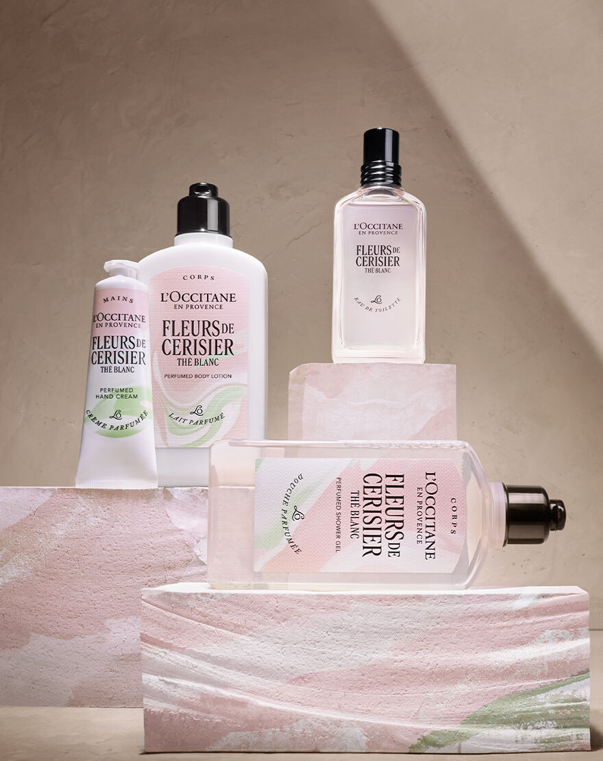 fleurs de cerisier th  blanc  cherry blossom  perfumed body lotion