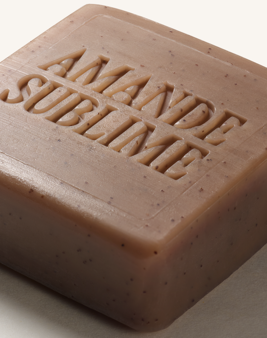 Almond (Amande) Scrubing Soap